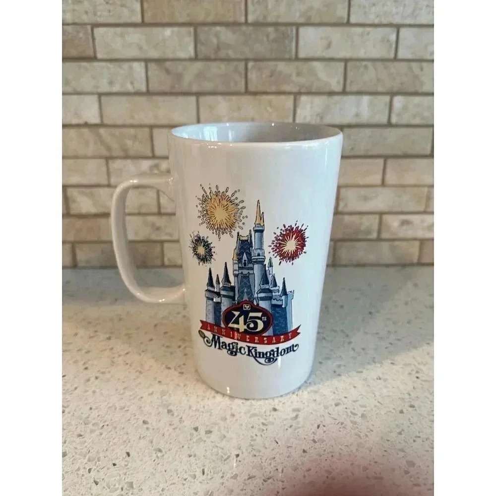 Starbucks limited edition‎ Disney Magic Kingdom 45th anniversary mug
